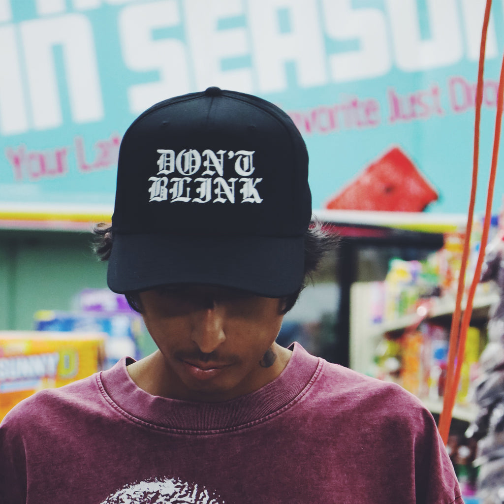 DON'T BLINK OG HAT 001
